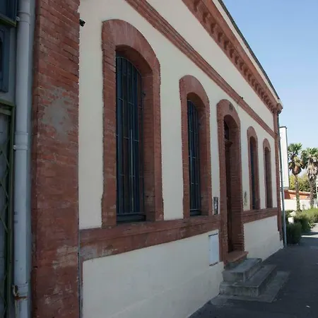 La Closerie Aux Violettes - Bed and Breakfast 4*